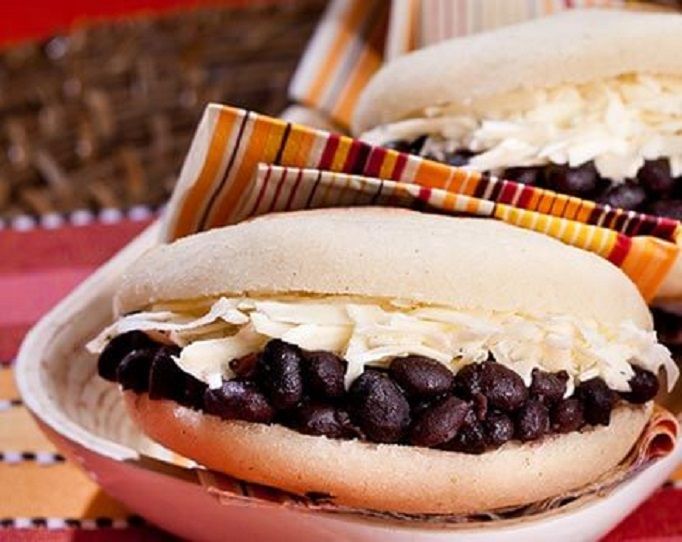 arepa domino
